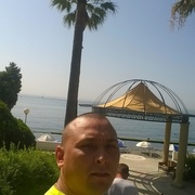 Александр, 35, Советск (Тульская обл.)