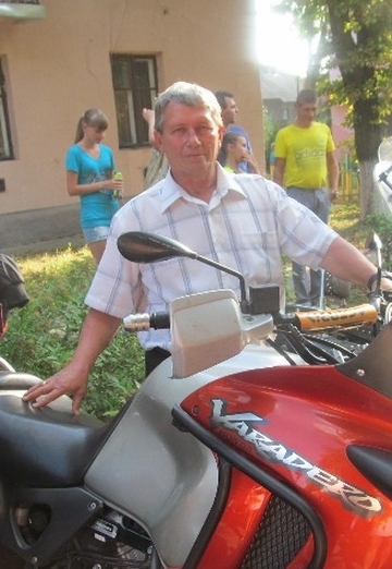 Моя фотография - Николай, 72 из Дебальцево (@nikolashulzs)