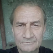 Олег, 31, Корсаков