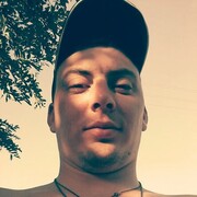 евгений, 27, Сальск