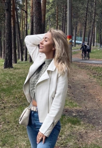 Ksenia (@kksiu) — my photo № 1
