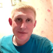 Denis Kostylev 35 Lukoyanov