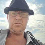 Александр, 47, Целинное