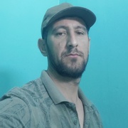 Икром, 30, Москва