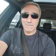 Артём, 47, Москва