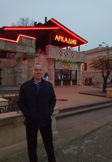 Моя фотография - Артем Бугуев, 38 из Феодосия (@artembuguev)