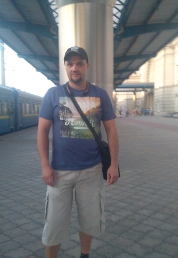 Моя фотография - Дмитрий, 44 из Днепр (@dmitriy271670)