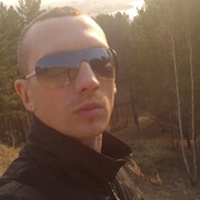 Олег, 36, Зеленогорск (Красноярский край)