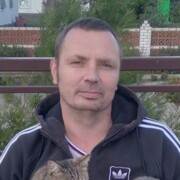 Александр, 39, Жирновск