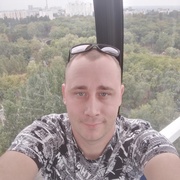 Александр, 31, Бузулук