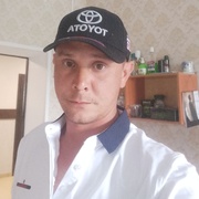 Саша, 33, Искитим