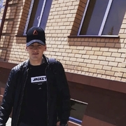 Кирил, 26, Белогорск