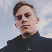 Максим, 21, Ужур