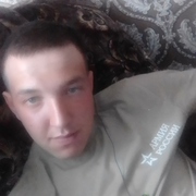 Александр, 21, Первомайский