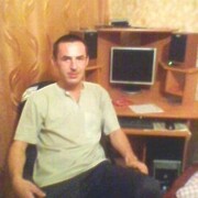 роман, 37, Калининск