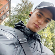 Александр, 22, Ржев
