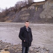 Андрей, 31, Каменномостский