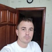 Дмитрий, 41, Калининск
