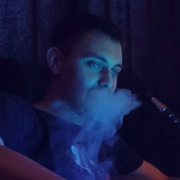 Эдуард Александров, 26, Верхний Услон