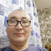 Александр Микуляев, 53, Элиста