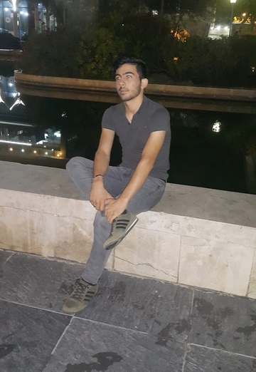 Моя фотография - Faiq, 25 из Баку (@faiq219)