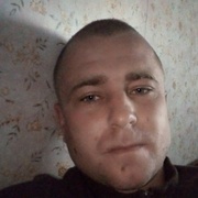 Юрий, 32, Кировский
