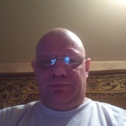 Михаил Пуховик, 48, Барыбино