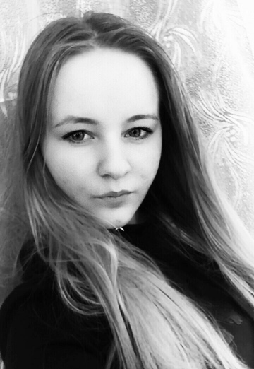 La mia foto - Viktoriya, 23 di Debёsy (@viktoriya147308)