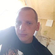 Максим, 31, Челябинск