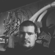 Максим, 30, Березник