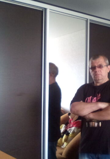 Моя фотография - Валерий, 61 из Новокуйбышевск (@valeriy48818)