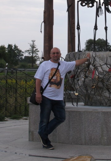 Моя фотография - Влад, 53 из Москва (@luchsheeimyanasvete5600)