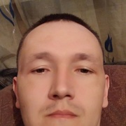 Виктор, 38, Уяр