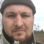 Илья, 37, Карпинск