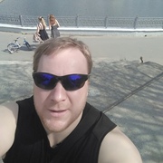 Александр, 39, Кировск