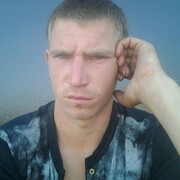 Александр, 32, Беково