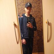 Кирилл, 22, Белогорск