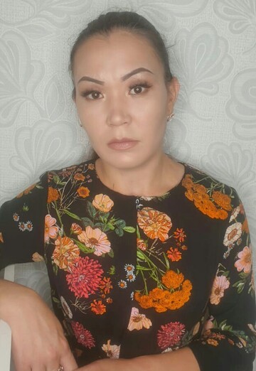 Моя фотография - Мадина, 35 из Усть-Каменогорск (@madina5655)