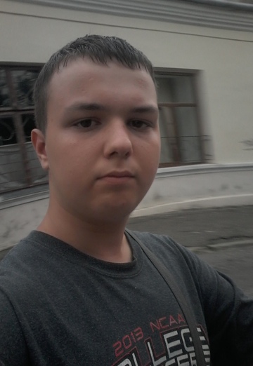 Моя фотография - Даниил, 21 из Черновцы (@daniil15889)