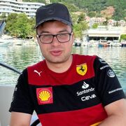 Миша, 21, Лондон