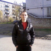 Александр, 39, Черниговка
