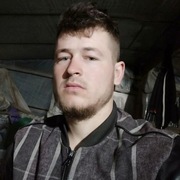 Динис, 24, Быково (Волгоградская обл.)