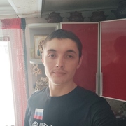 Валентин, 25, Аксубаево