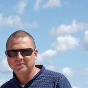 Дмитрий, 40, Старбеево