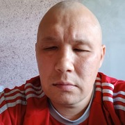 Владимир, 43, Магадан