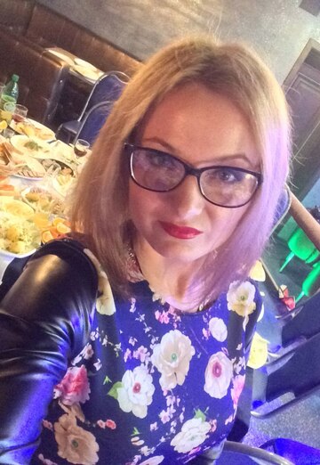 Моя фотография - Елена, 32 из Вольск (@elena218740)