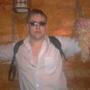 Артём, 31, Бородино (Красноярский край)