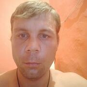 Александр, 37, Морозовск