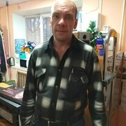 igor, 46, Бакал