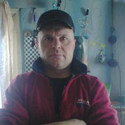 виктор, 53, Карагай